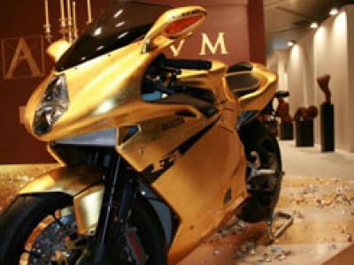 Złoty motocykl